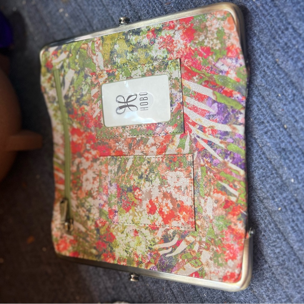 New-Hobo Lauren Clutch - Tropical Print